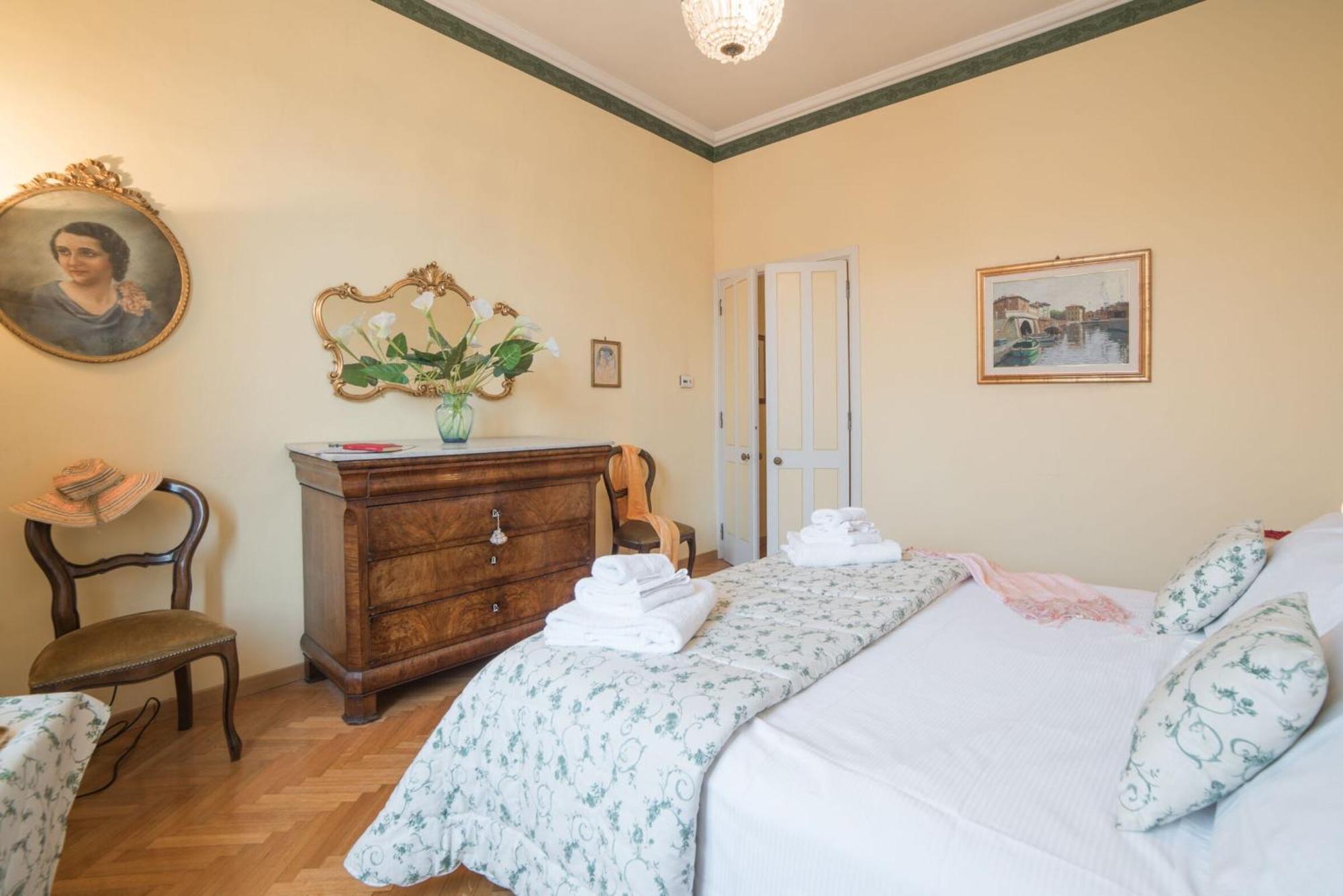 Italian Experience-Duomo Suite Florenz Exterior foto